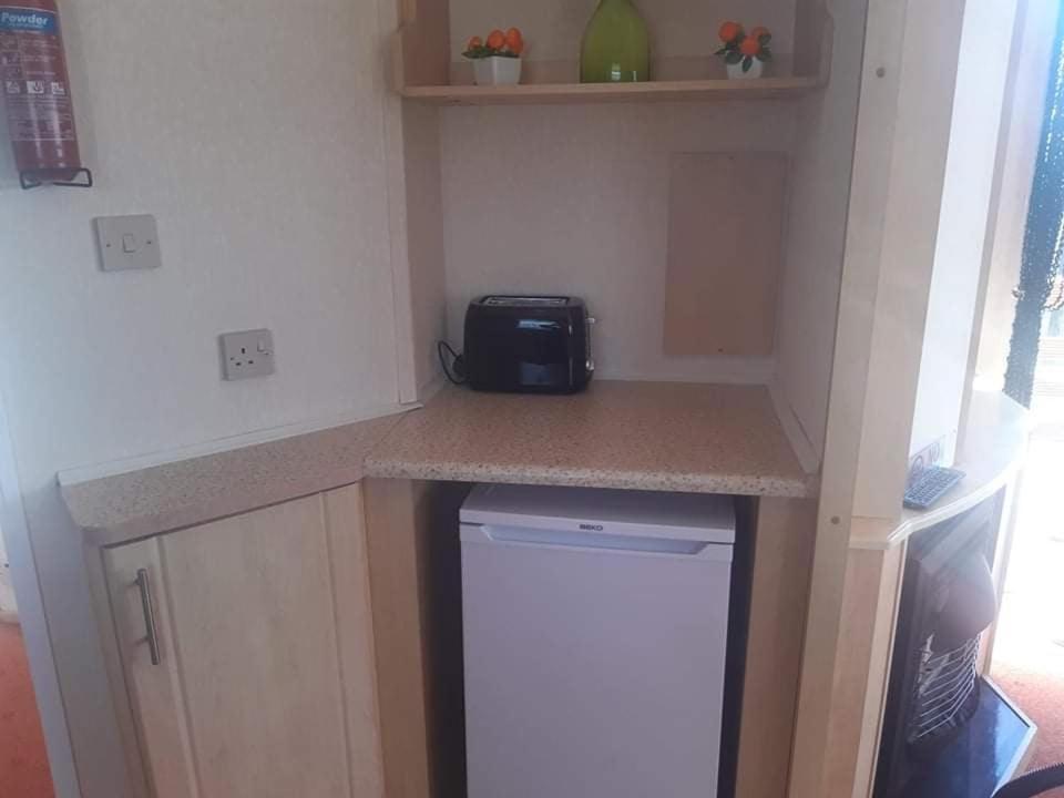 Kerrys Place, 75 Sealands Caravan Site, Ingoldmells 6 Berth Hotel Luaran gambar